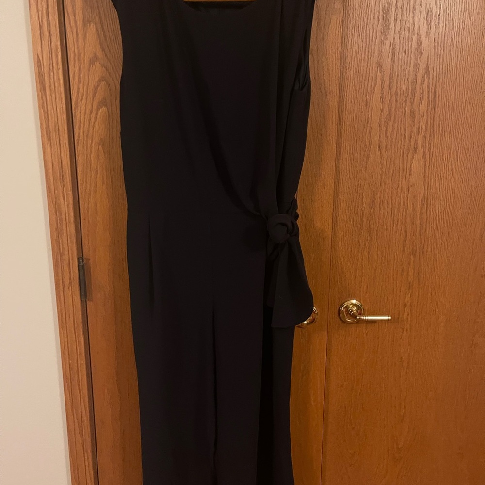 Tahari Deep Blue Garment